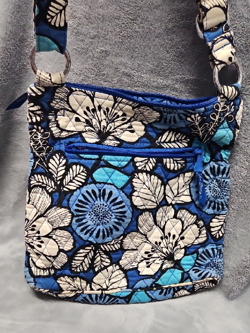 Vera Bradley Blue Bayou Quilted Crossbody Bag - Picture 3 of 3